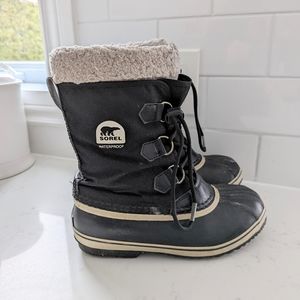 Sorel women winter boots size 6
